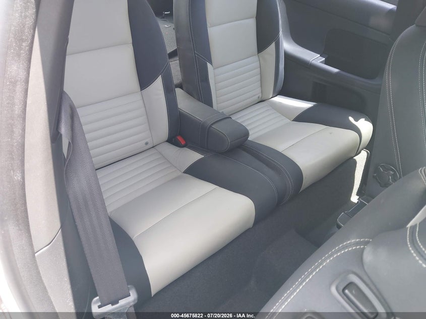 2013 VOLVO C30 auction photo 8
