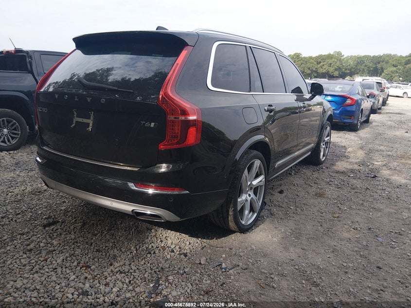2017 VOLVO XC90 auction photo 4