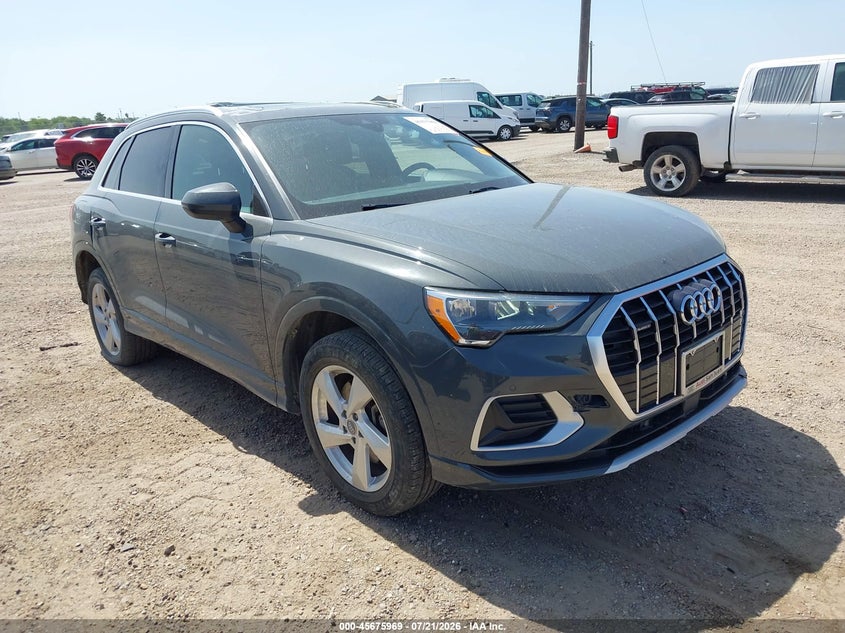 AUDI Q3 - zdjęcie 1