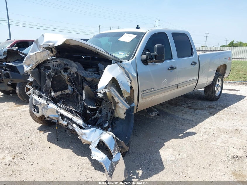 2012 CHEVROLET SILVERADO 2500HD auction photo 2
