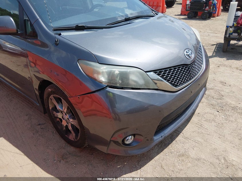 AtlanticExpress - Toyota Sienna