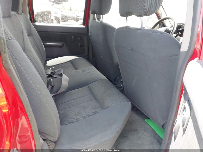 2004 Nissan Frontier Xe-V6 VIN: 1N6ED27T74C438439 Lot: 45676027