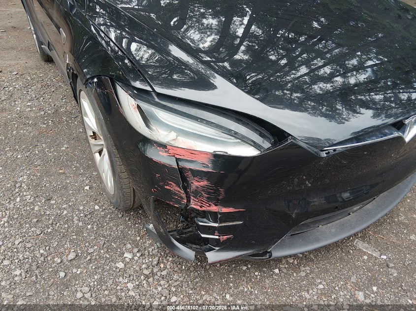 2016 TESLA MODEL X auction photo 6