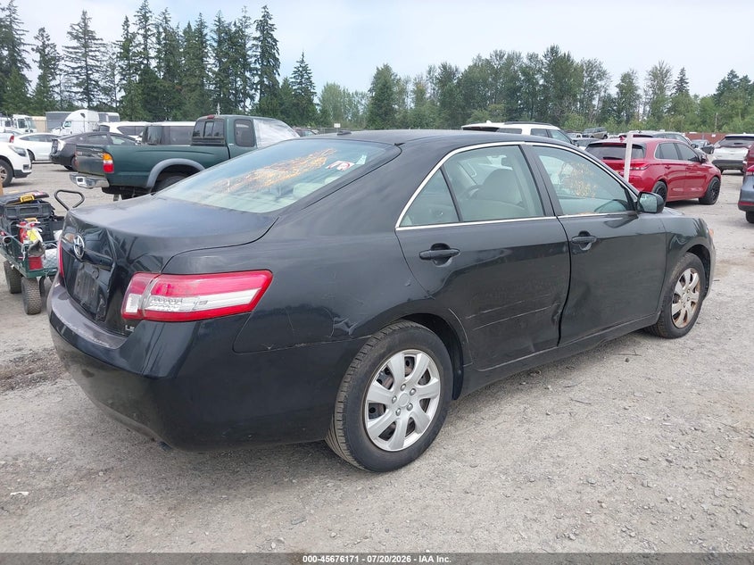 2011 TOYOTA CAMRY auction photo 4
