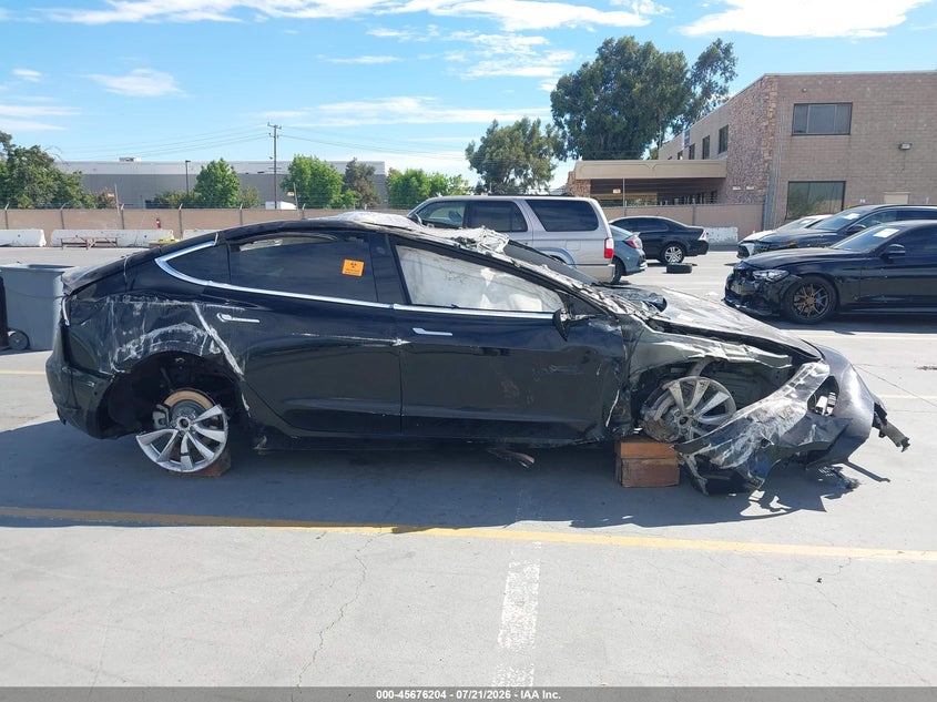 2018 Tesla Model 3 Long Range/Performance VIN: 5YJ3E1EB9JF120901 Lot: 45676204