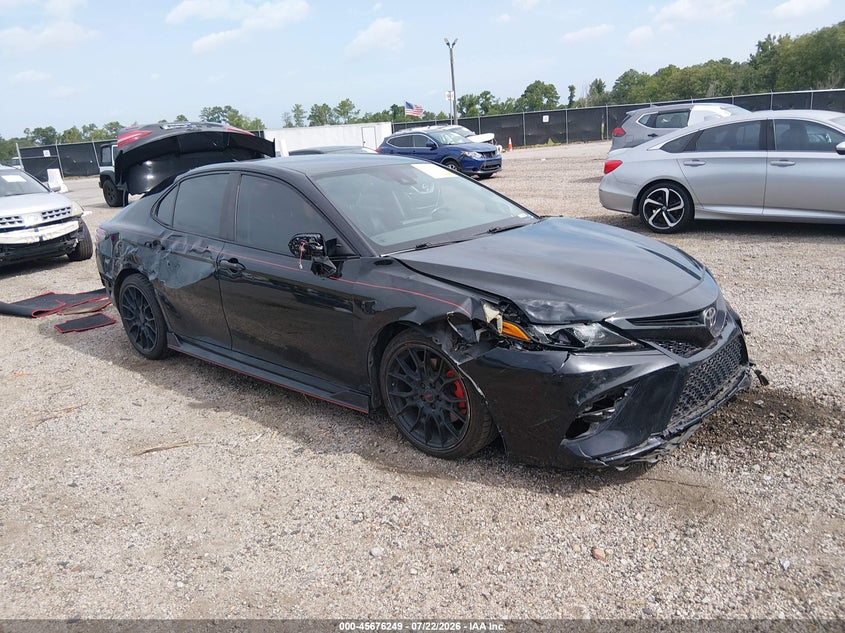 2021 TOYOTA CAMRY auction photo 1