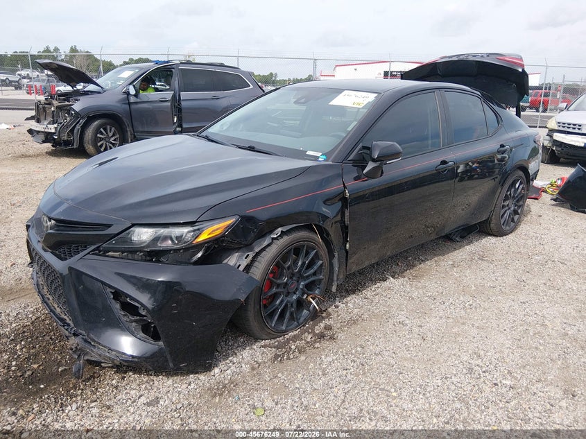 2021 TOYOTA CAMRY auction photo 2