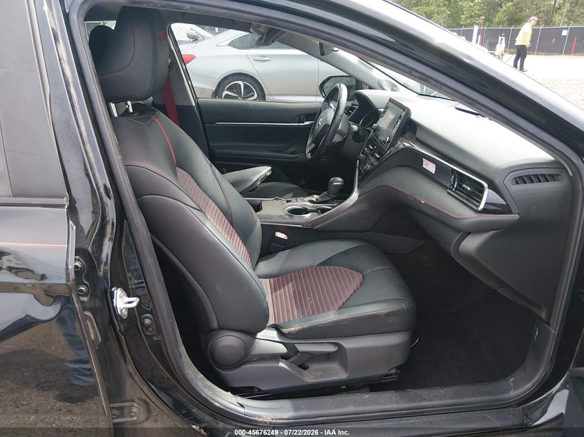 2021 TOYOTA CAMRY auction photo 5