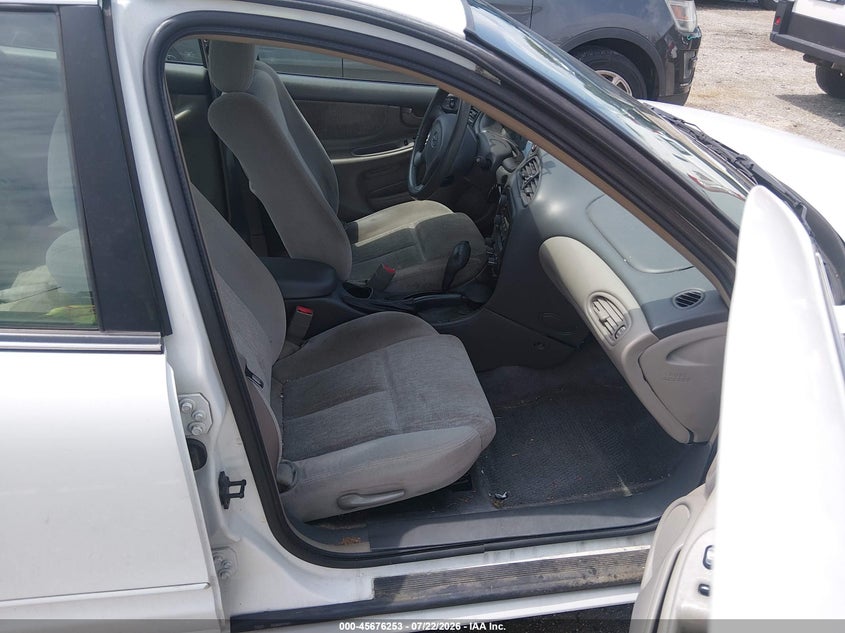 2004 OLDSMOBILE ALERO auction photo 5