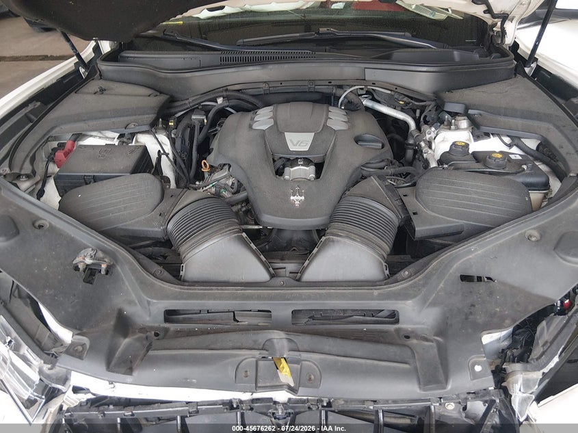 MASERATI LEVANTE - zdjęcie 10