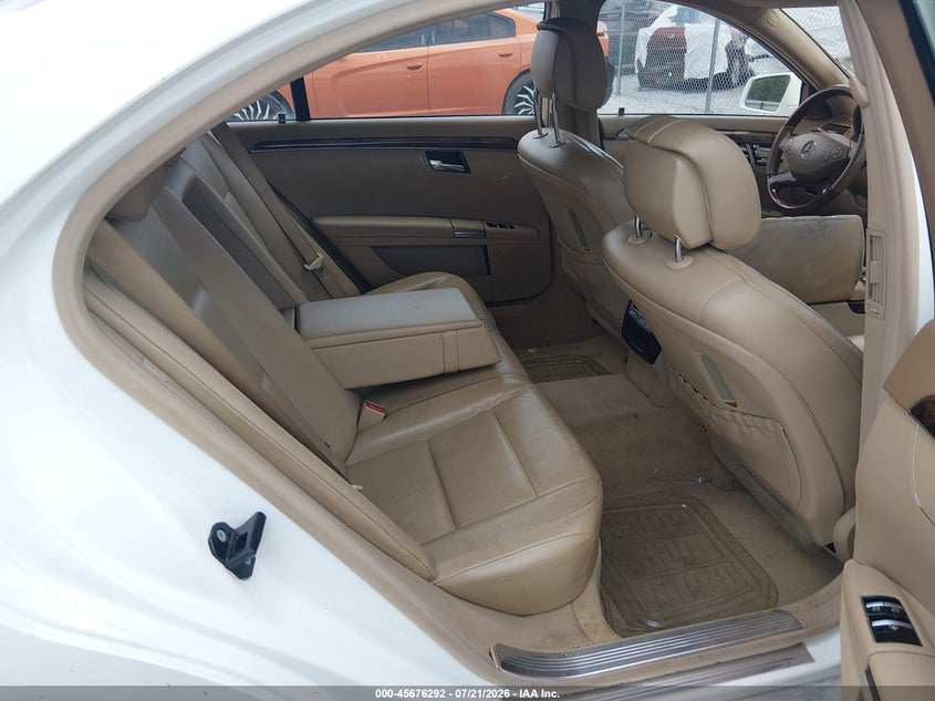 2011 MERCEDES-BENZ S 550 auction photo 8