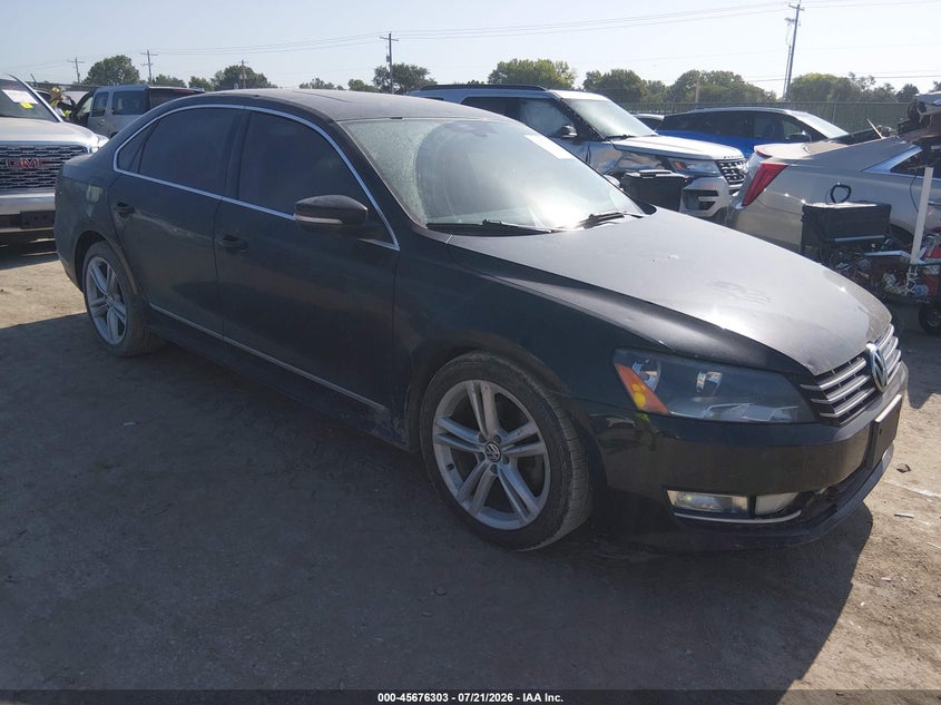 2013 VOLKSWAGEN PASSAT auction photo 1