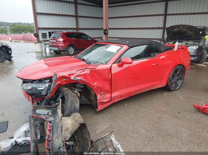 2020 CHEVROLET CAMARO auction photo 2