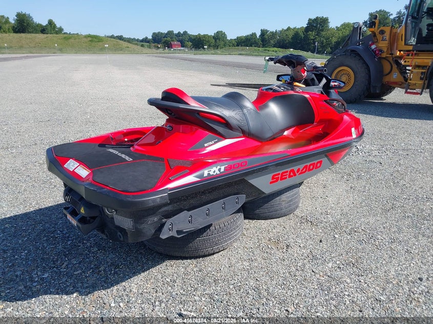 2016 SEADOO RXT auction photo 4