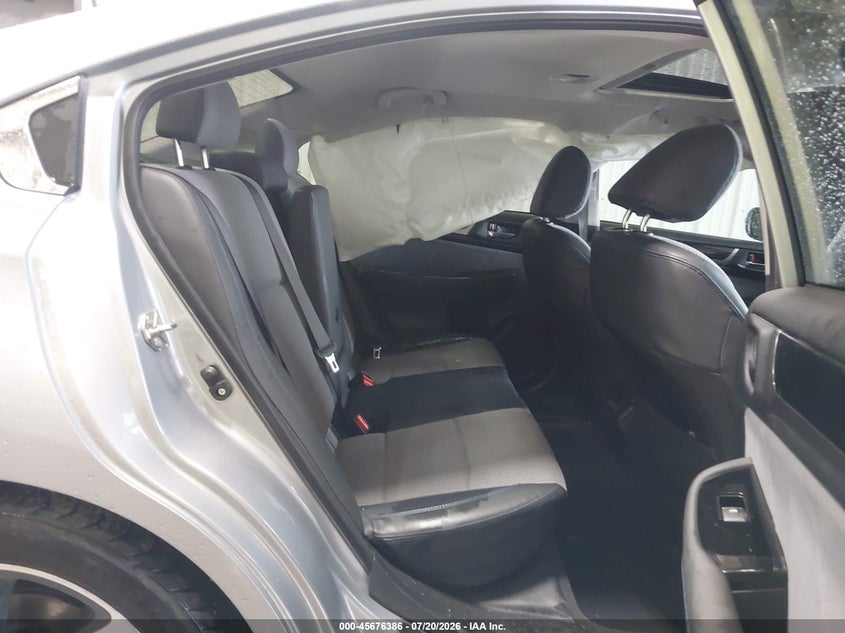 2019 SUBARU LEGACY auction photo 8