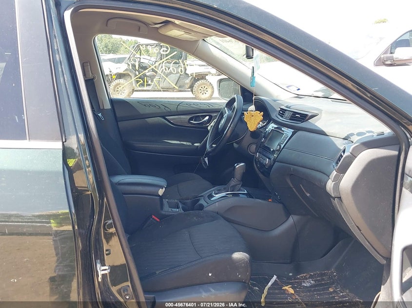 2018 NISSAN ROGUE auction photo 5