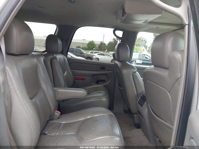 2005 Chevrolet Tahoe Lt VIN: 1GNEC13T95J207326 Lot: 45676408