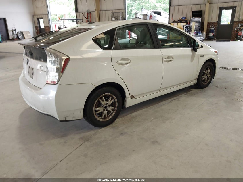 2010 TOYOTA PRIUS auction photo 4