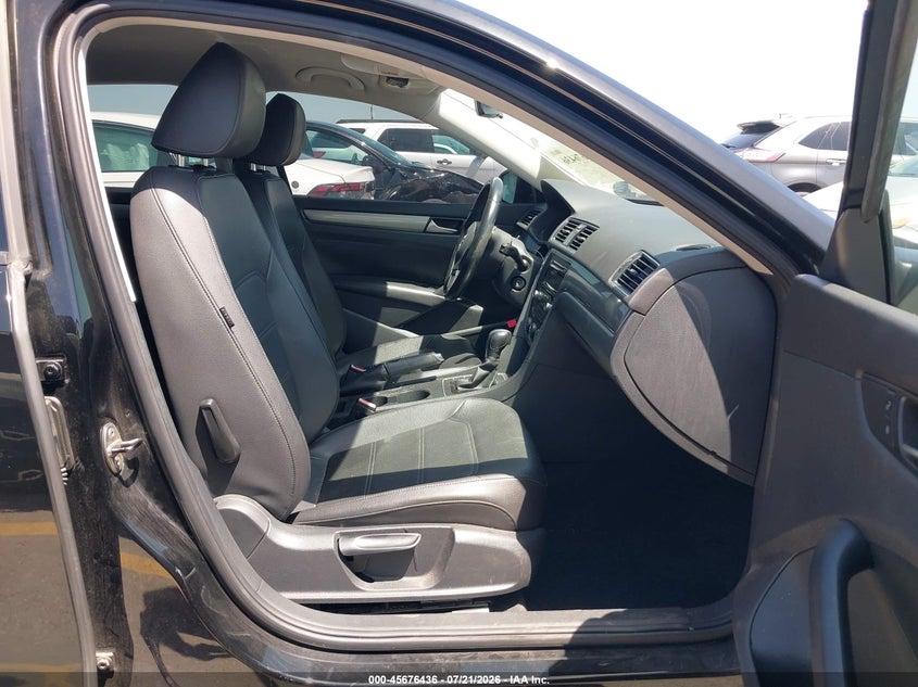 2014 VOLKSWAGEN PASSAT auction photo 5