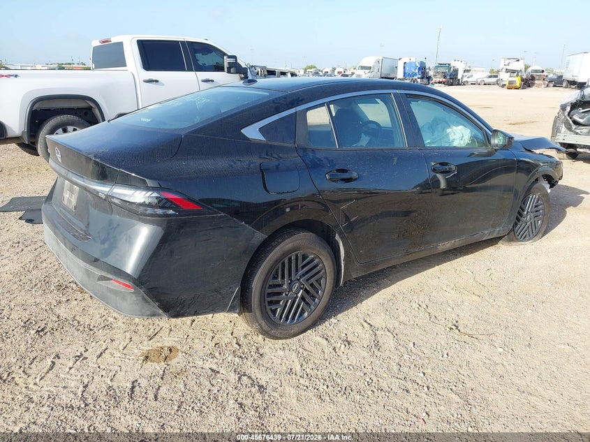 2026 NISSAN SENTRA auction photo 4