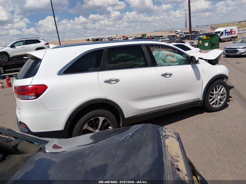 2016 KIA SORENTO auction photo 4