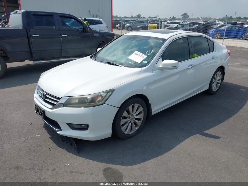 2015 Honda Accord, Right Rear, IAAI, VIN 1HGCR2F83FA004835 — photo 2