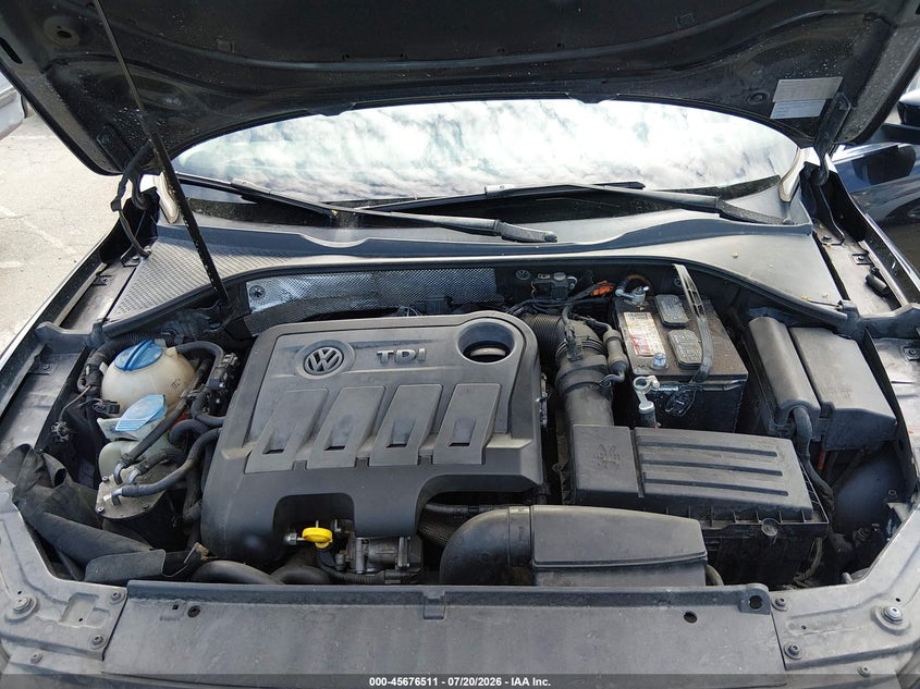 2014 Volkswagen Passat 2.0L Tdi Sel Premium VIN: 1VWCN7A36EC084585 Lot: 45676511