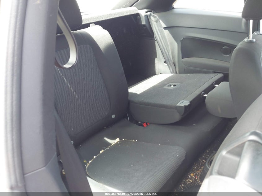 2013 VOLKSWAGEN BEETLE auction photo 8