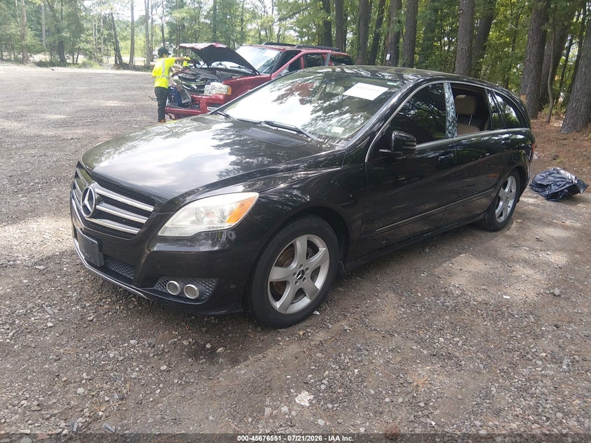2011 Mercedes-Benz R 350 4Matic VIN: 4JGCB6FE4BA127369 Lot: 45676551