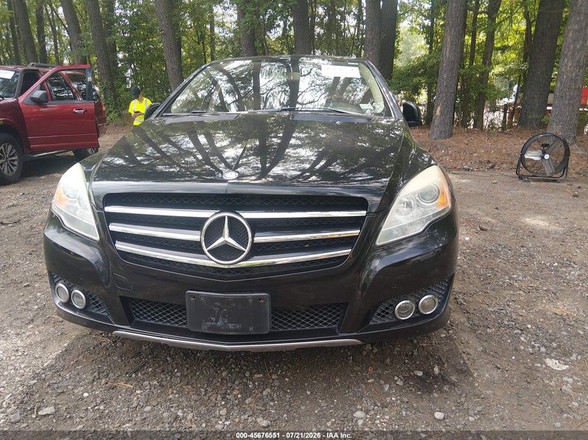 2011 Mercedes-Benz R 350 4Matic VIN: 4JGCB6FE4BA127369 Lot: 45676551