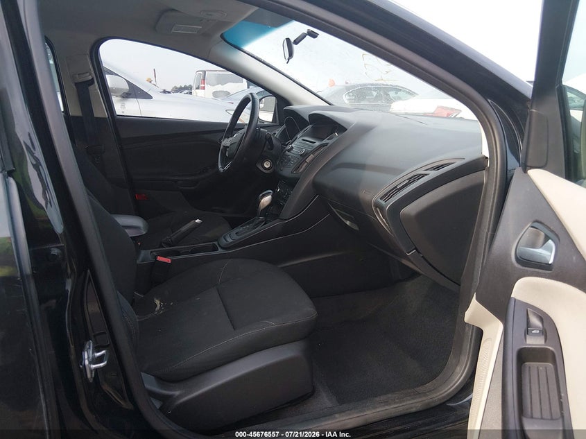2015 FORD FOCUS auction photo 5