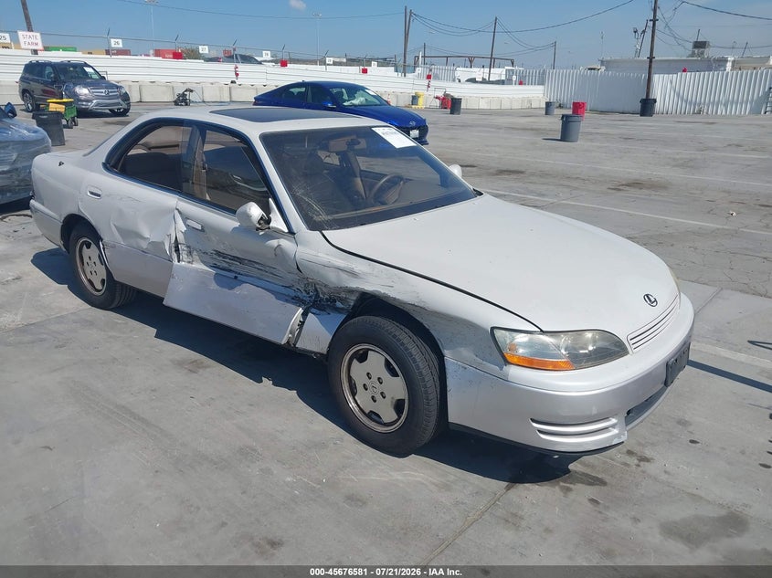 1996 Lexus Es 300 VIN: JT8BF12G0T0170708 Lot: 45676581