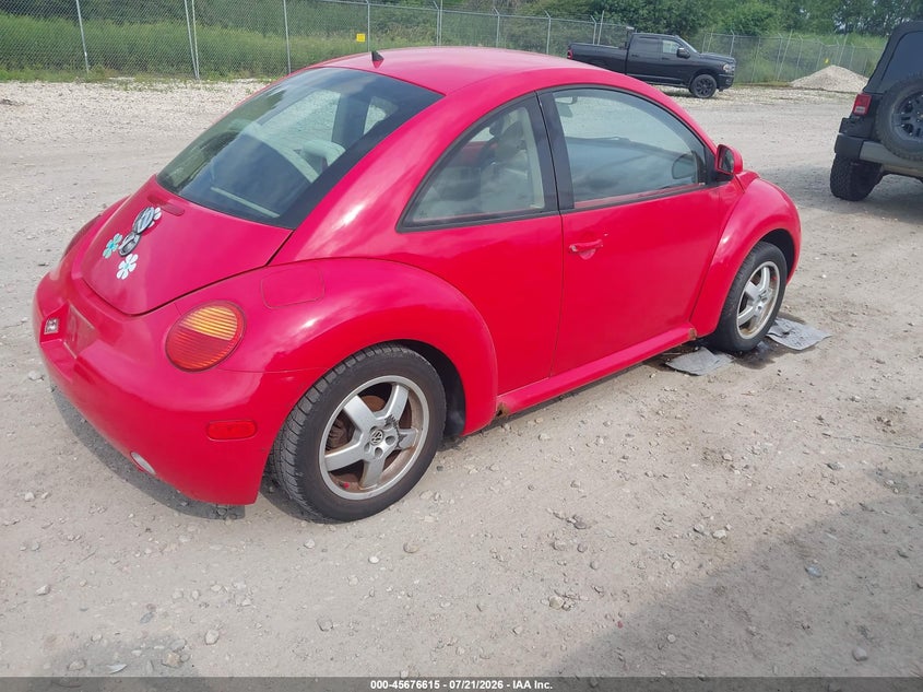 1998 VOLKSWAGEN NEW BEETLE auction photo 4