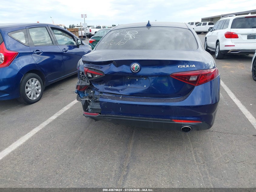 2018 Alfa Romeo Giulia Ti Lusso Rwd VIN: ZARFAECN3J7589183 Lot: 45676623
