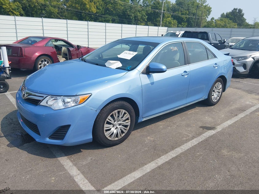 Vin: 4t4bf1fkxcr175182, lot: 46175224, toyota camry le 20122
