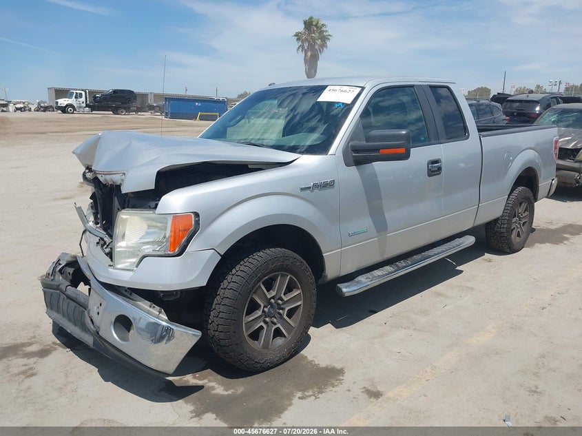 2013 Ford F-150, Front End, IAAI, VIN 1FTFX1CT8DFB99156 — photo 2
