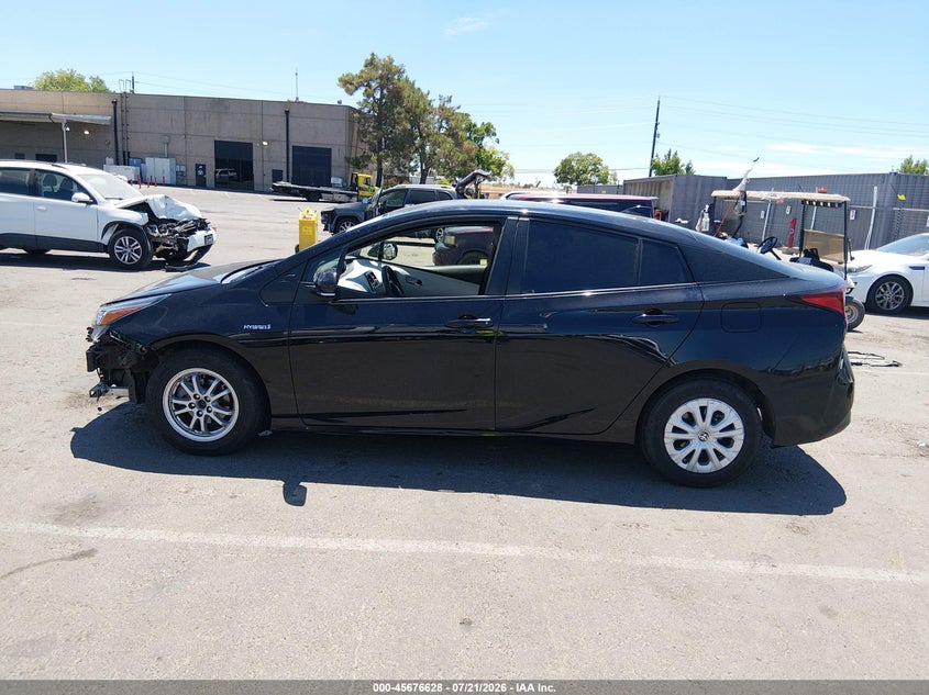 TOYOTA PRIUS - zdjęcie 15