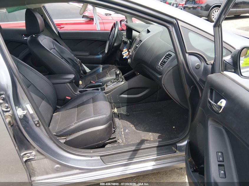 2018 KIA FORTE auction photo 5