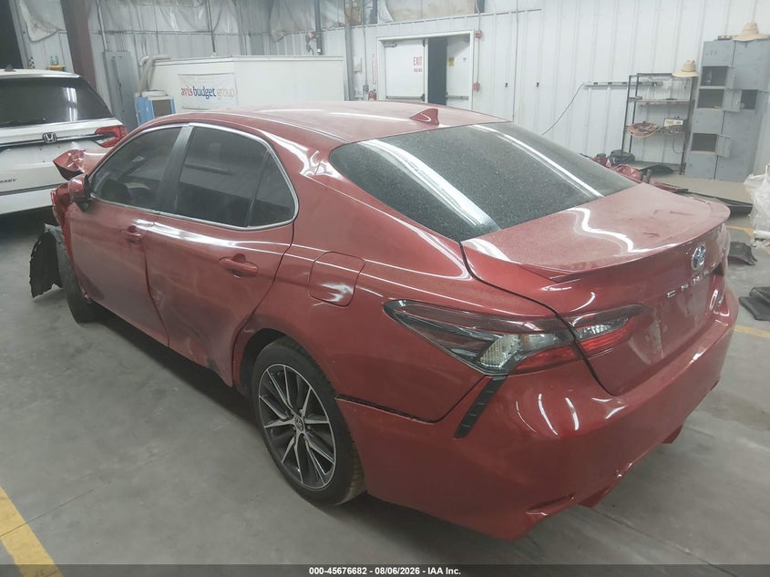 Vin: 4t1g11ak4mu440427, lot: 46175281, toyota camry se 20213