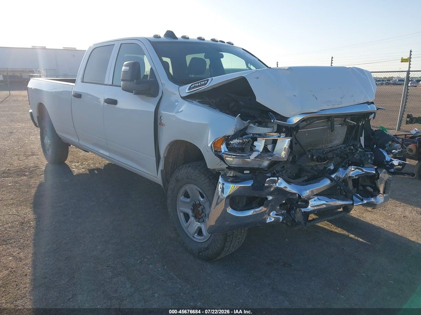 Vin: 3c6ur5hl8rg142051, lot: 46175284, ram 2500 tradesman  4x4 8' box 2024 img_1
