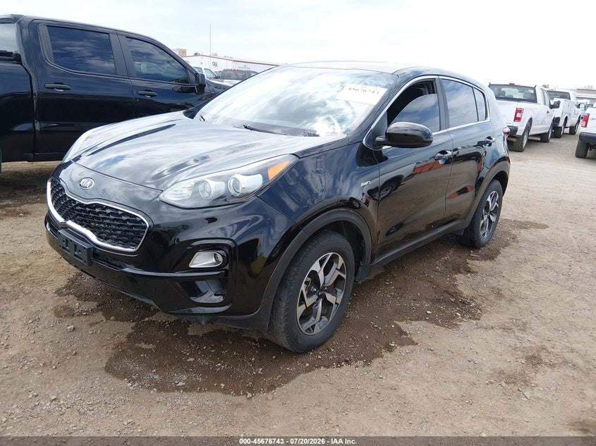 2021 Kia Sportage, Theft Recovery, IAAI, VIN KNDPMCAC8M7913342 — photo 2