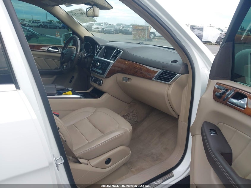 2016 MERCEDES-BENZ GL 450 auction photo 5