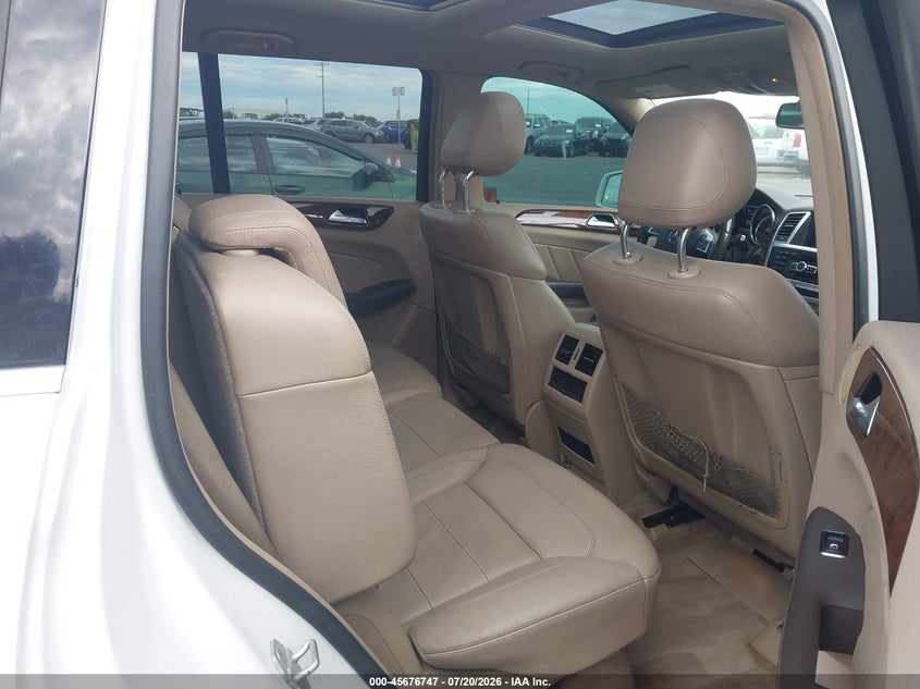2016 MERCEDES-BENZ GL 450 auction photo 8