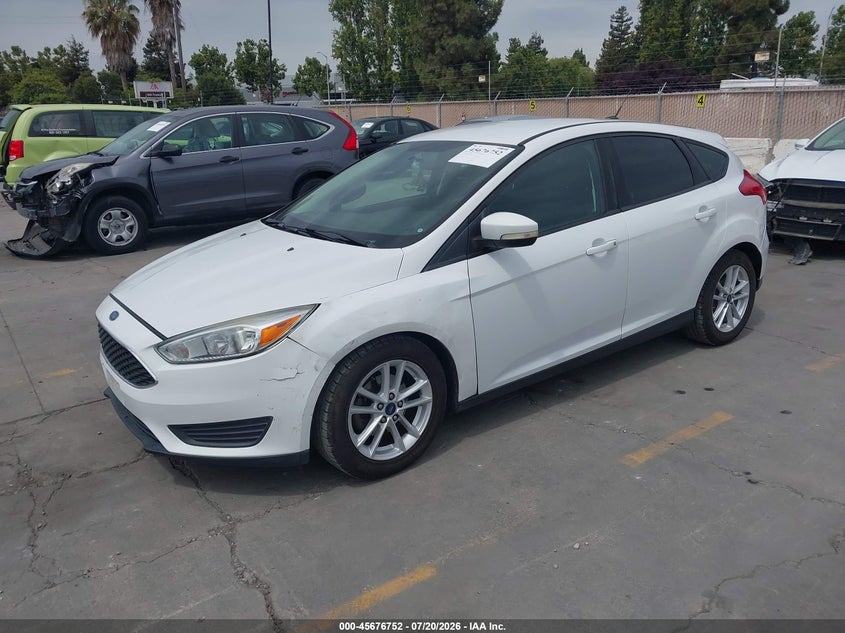 Vin: 1fadp3k26hl271545, lot: 46175351, ford focus se 20172