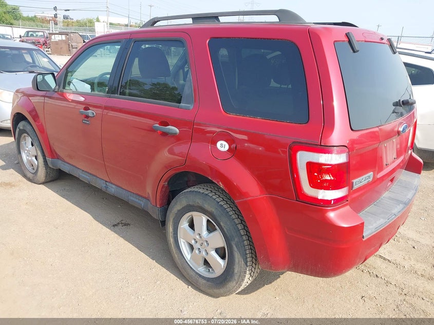 Vin: 1fmcu0d76bkb53462, lot: 46175353, ford escape xlt 20113