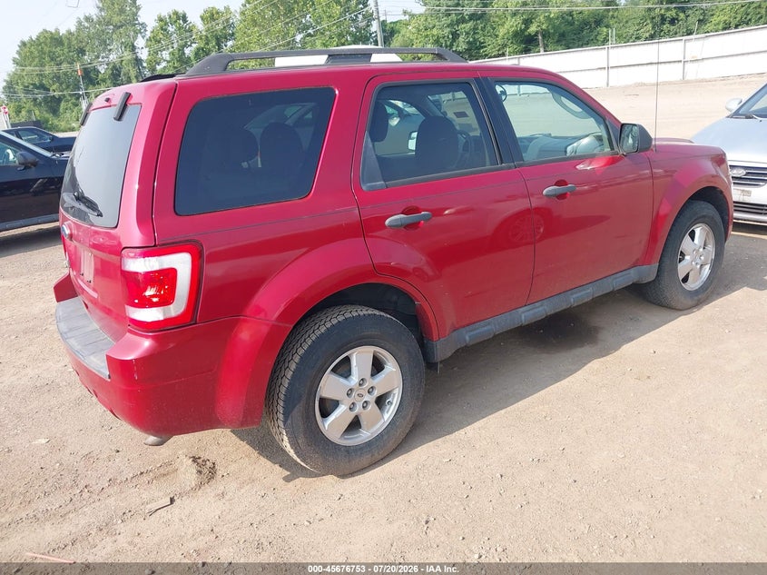 Vin: 1fmcu0d76bkb53462, lot: 46175353, ford escape xlt 20114