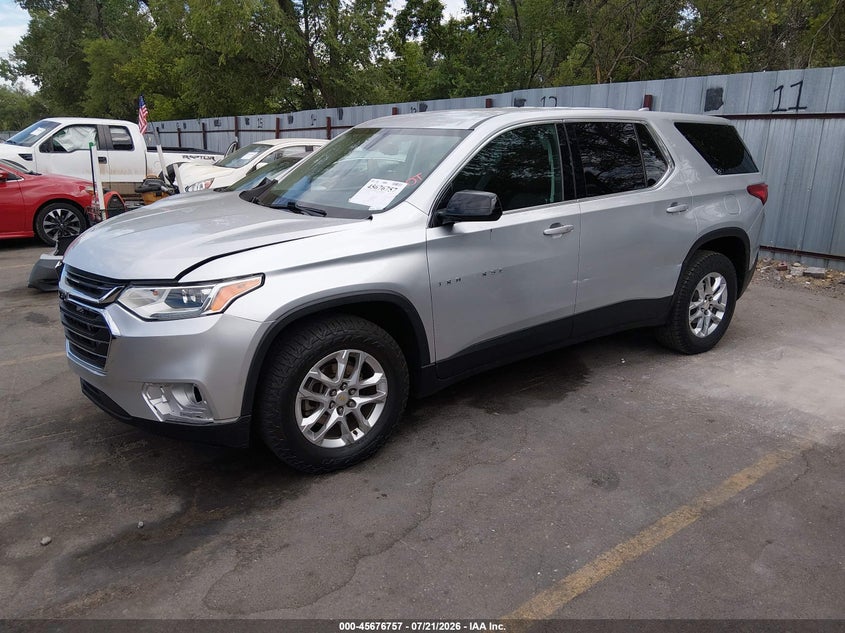 2020 CHEVROLET TRAVERSE auction photo 2