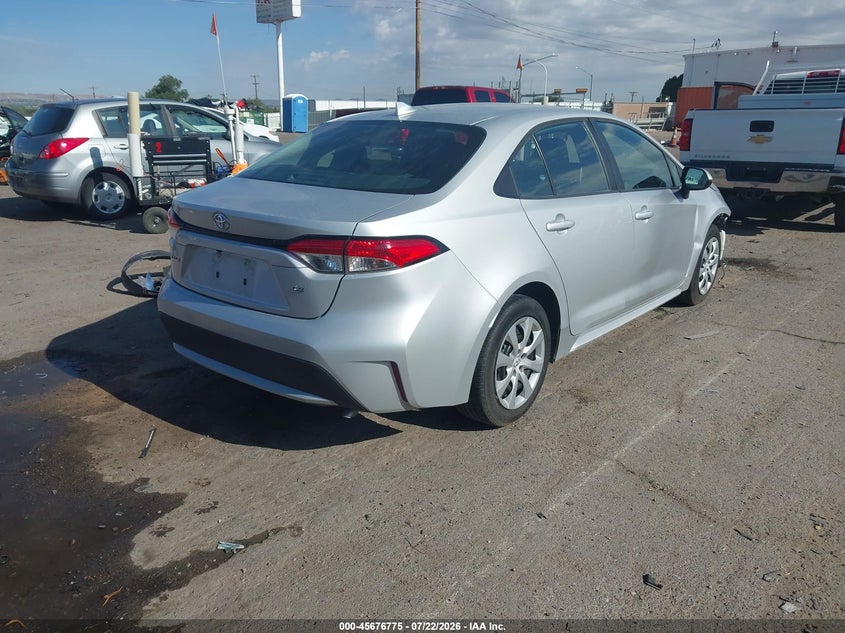 TOYOTA COROLLA - zdjęcie 4