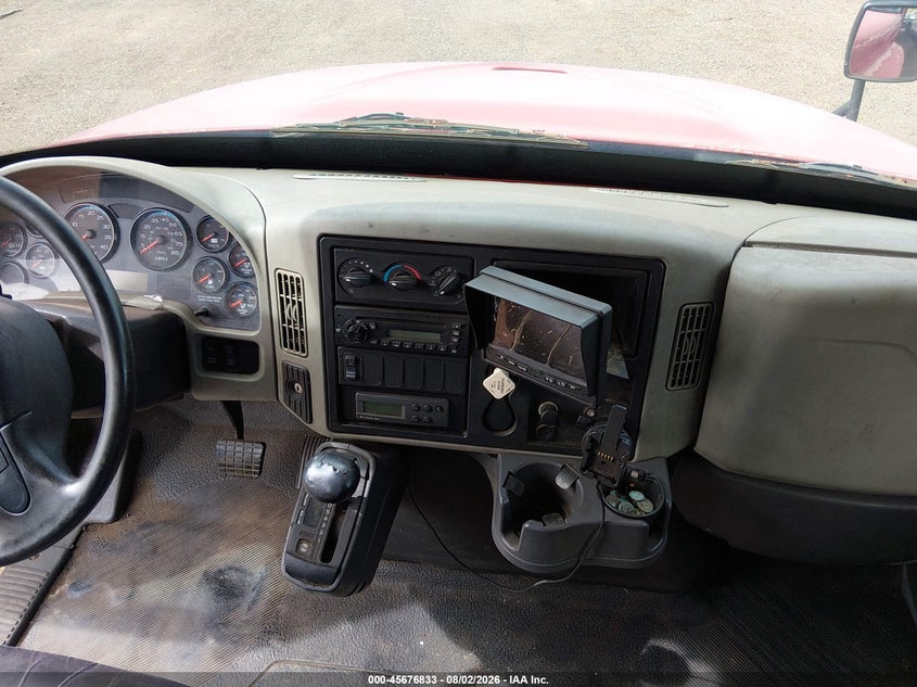 2013 INTERNATIONAL 4000 auction photo 6