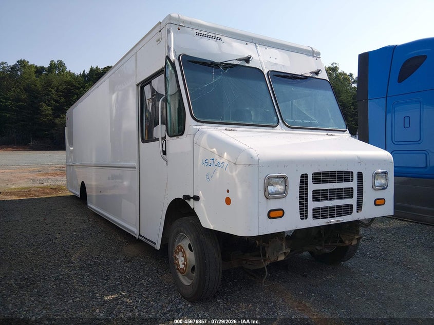 2015 FORD F-59 COMMERCIAL STRIPPED — zdjęcie z aukcji